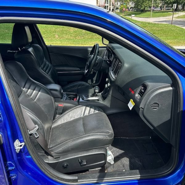 Used 2018 Dodge Charger SRT Hellcat w/ Harman/Kardon Audio Group RWD image 18