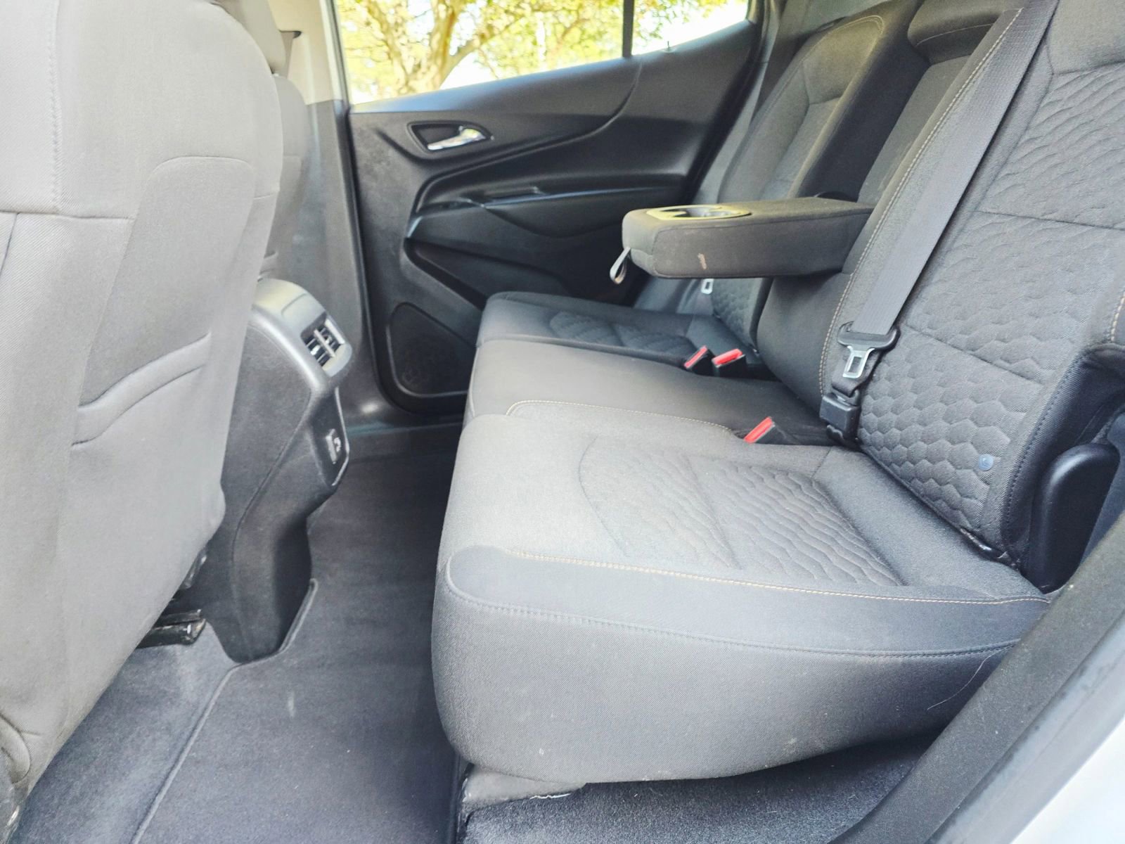 Used 2020 Chevrolet Equinox LT AWD/4WD image 37
