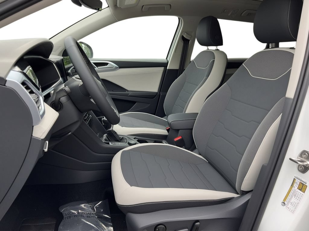 New 2026 Volkswagen Taos SE AWD/4WD image 6
