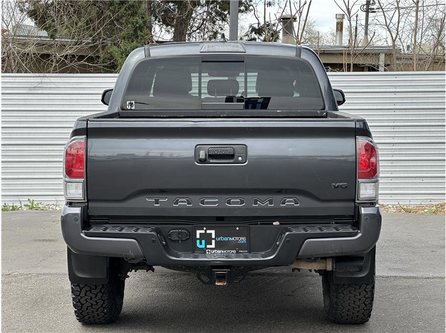 Used 2020 Toyota Tacoma TRD Off-Road w/ TRD Premium Off Road Package image 11