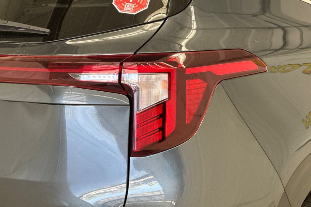 New 2026 Kia Seltos EX FWD image 26
