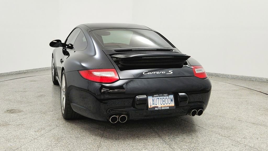 Used 2009 Porsche 911 Carrera S RWD image 4