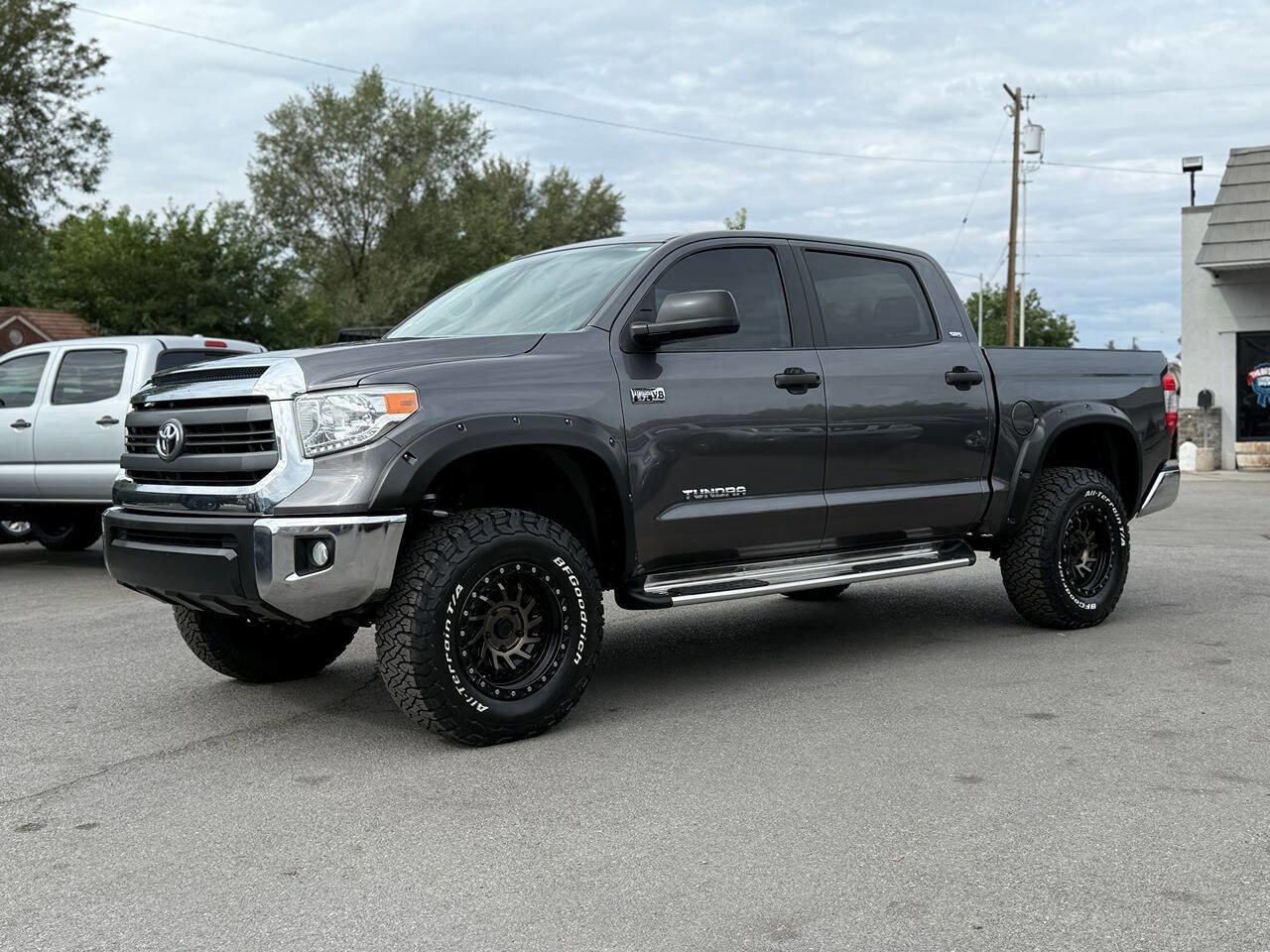 Used 2015 Toyota Tundra SR5