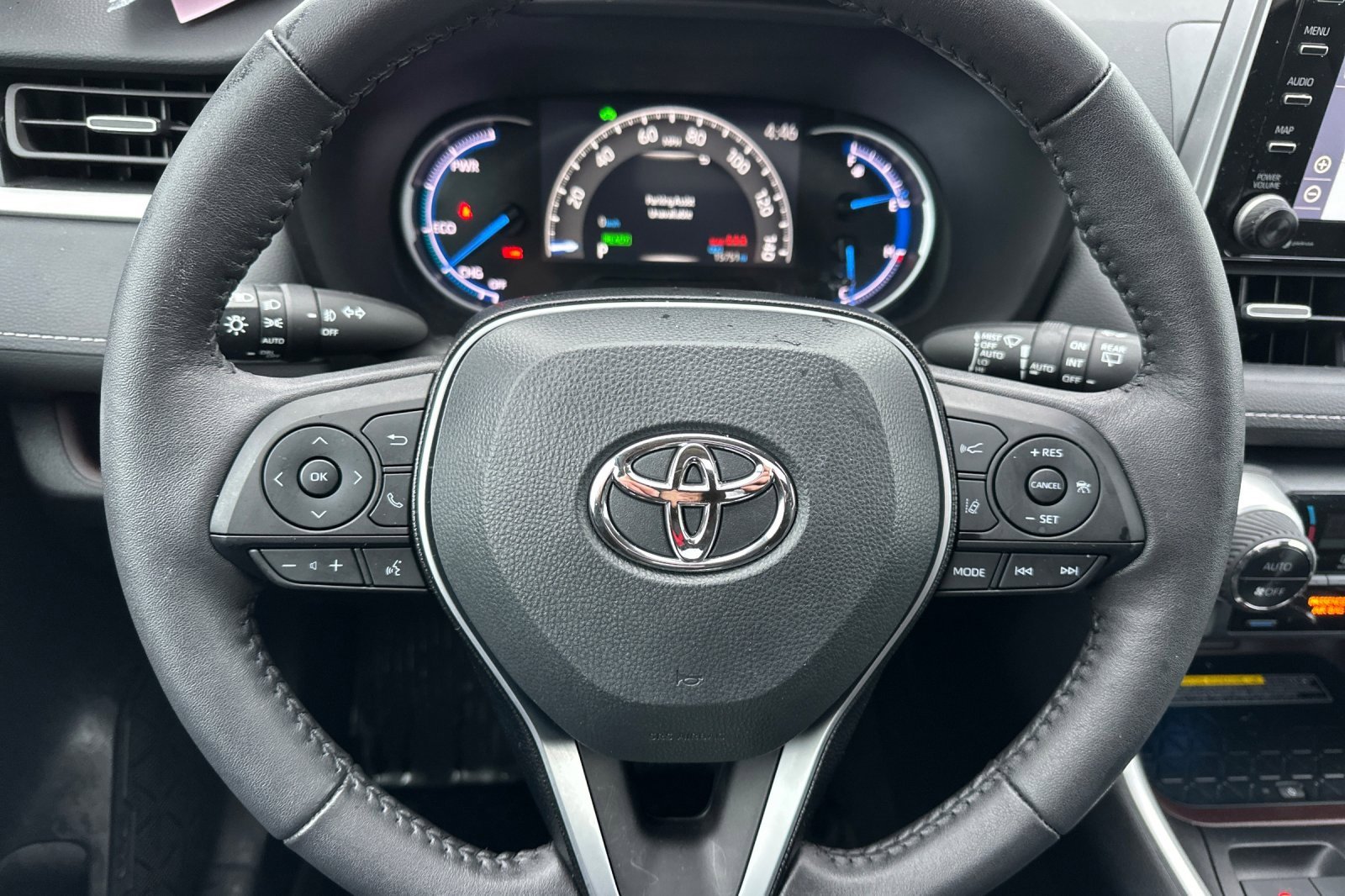 Used 2021 Toyota RAV4 Limited image 26