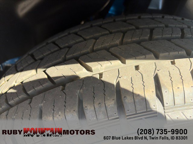 Used 2021 Jeep Cherokee Trailhawk AWD/4WD image 9