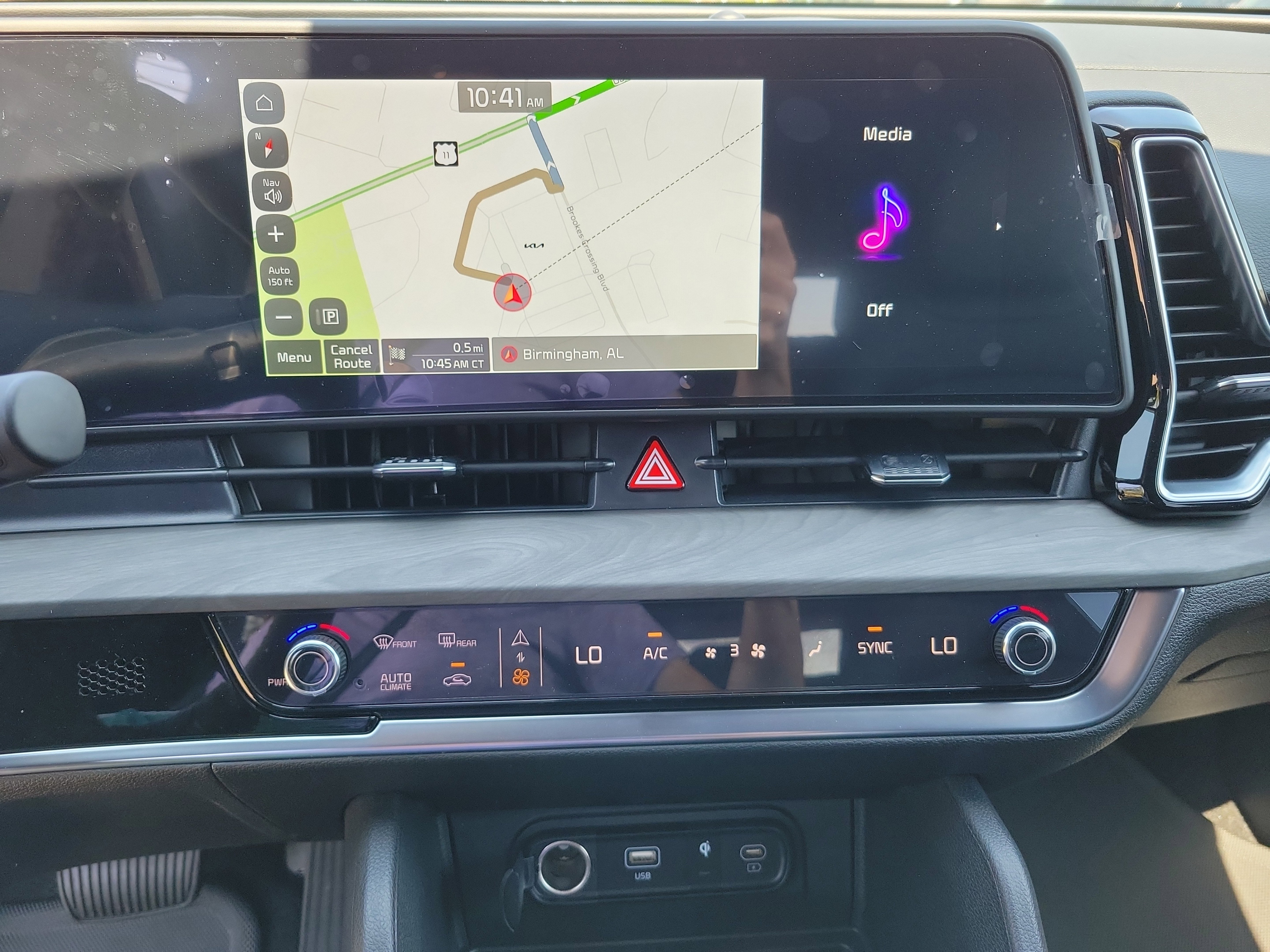 Used 2025 Kia Sportage X-Line w/ Premium Package image 9