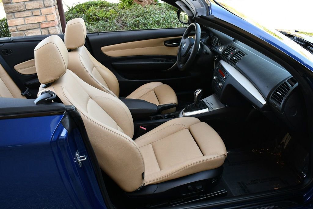 Used 2013 BMW 135i Convertible image 56