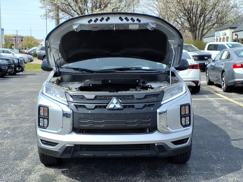 Used 2025 Mitsubishi Outlander Sport LE image 32