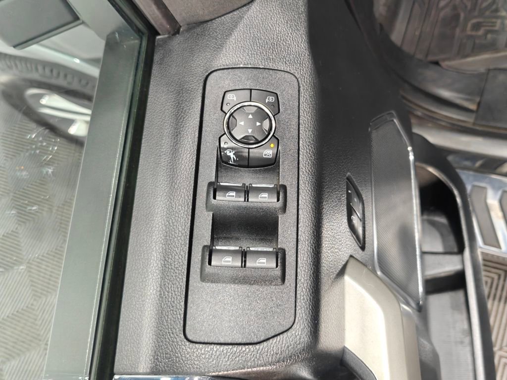 Used 2019 Ford F150 Lariat image 56
