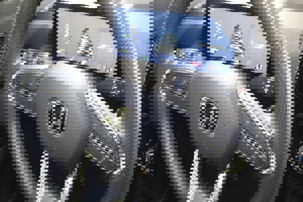 Used 2024 Honda Prologue EX image 37