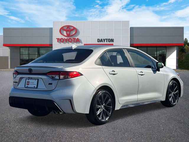 Used 2023 Toyota Corolla SE image 5