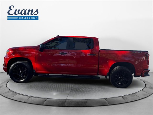 Used 2022 Chevrolet Silverado 1500 Custom image 2
