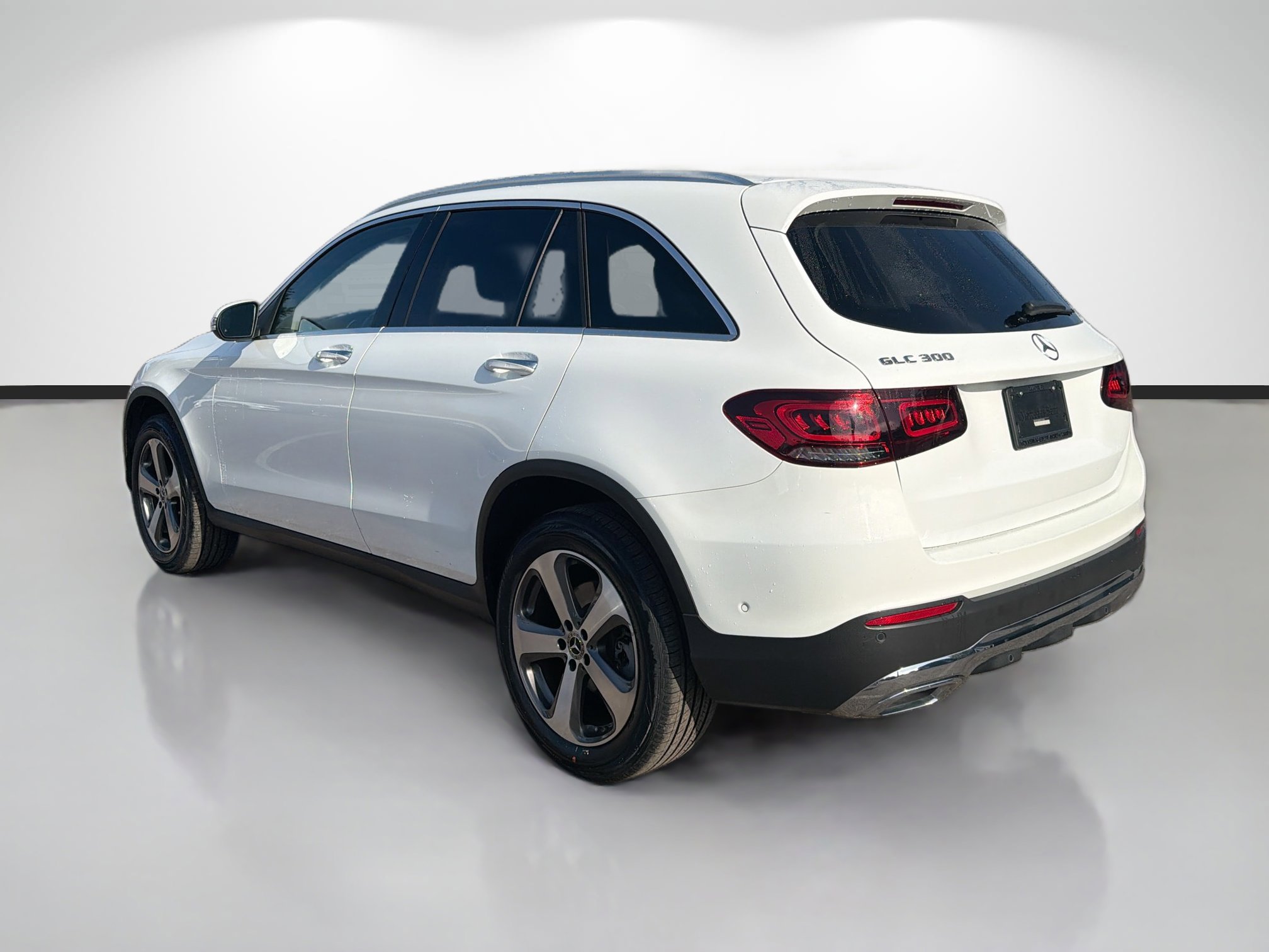 Used 2022 Mercedes-Benz GLC 300 image 5