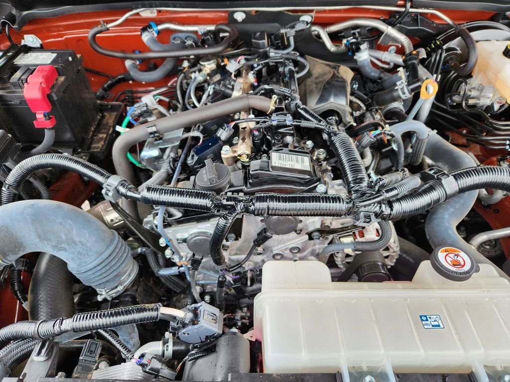 Used 2025 Toyota Tacoma TRD Sport AWD/4WD image 21