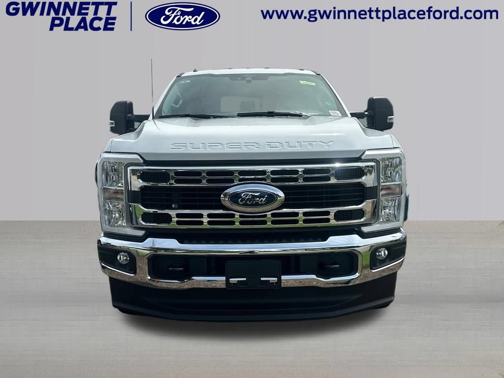 New 2026 Ford F350 XL w/ XL Chrome Package AWD/4WD image 2