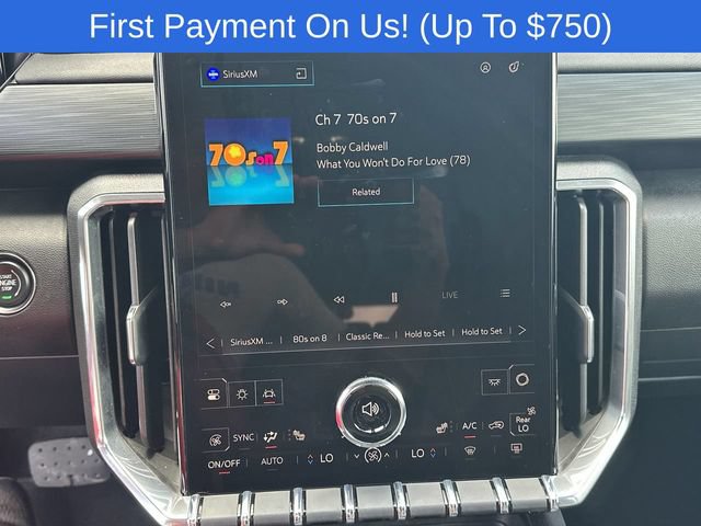 Used 2025 GMC Acadia Elevation w/ LPO, Roadside Safety Package AWD/4WD image 13