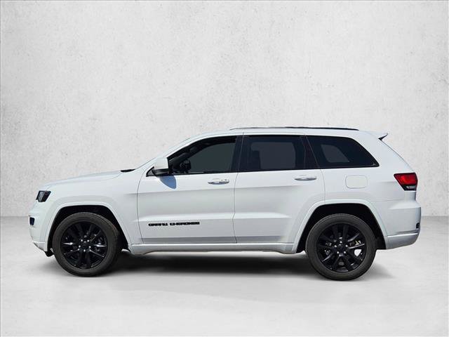 Used 2020 Jeep Grand Cherokee Altitude RWD image 8