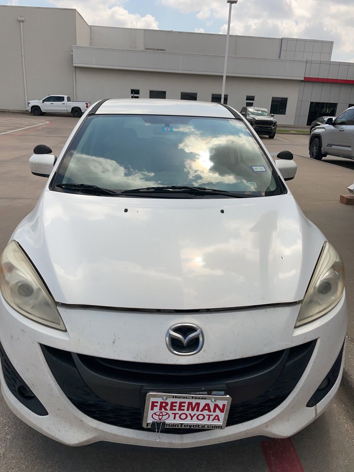 Used 2012 MAZDA MAZDA5 Touring image 4