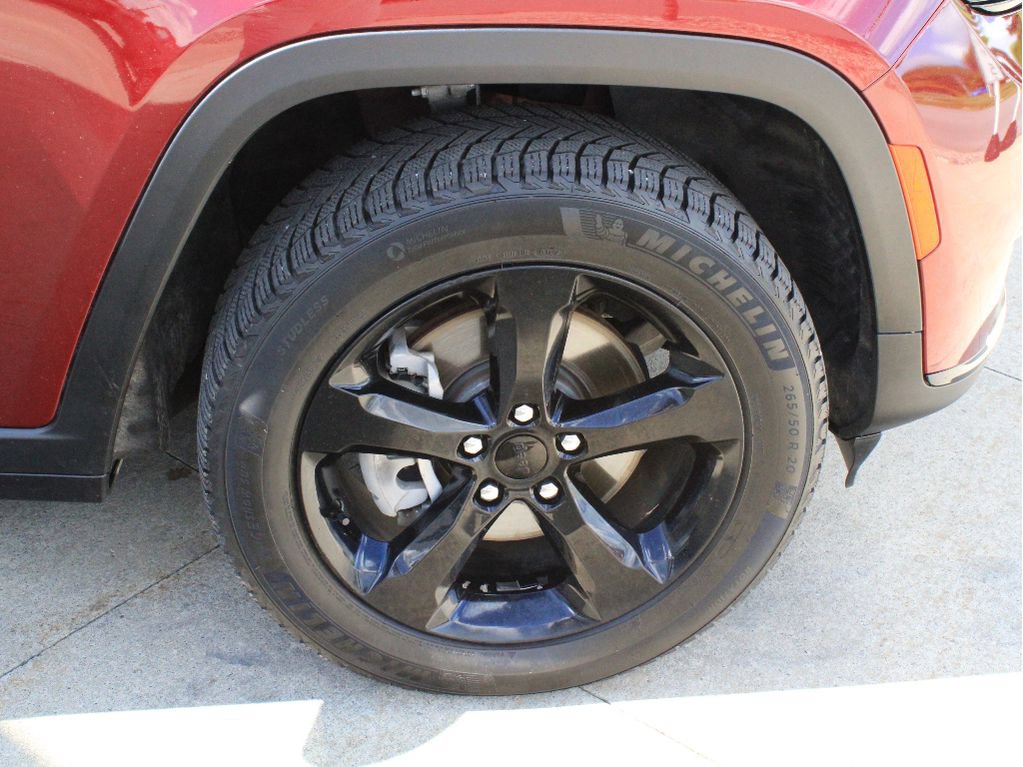 Certified 2023 Jeep Grand Cherokee L Laredo AWD/4WD image 37