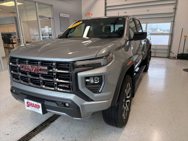 Used 2024 GMC Canyon AT4 AWD/4WD image 4