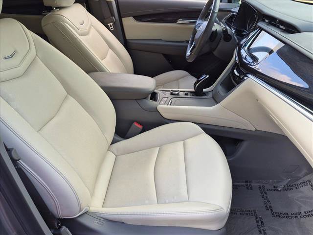 Used 2023 Cadillac XT6 Premium Luxury FWD image 19