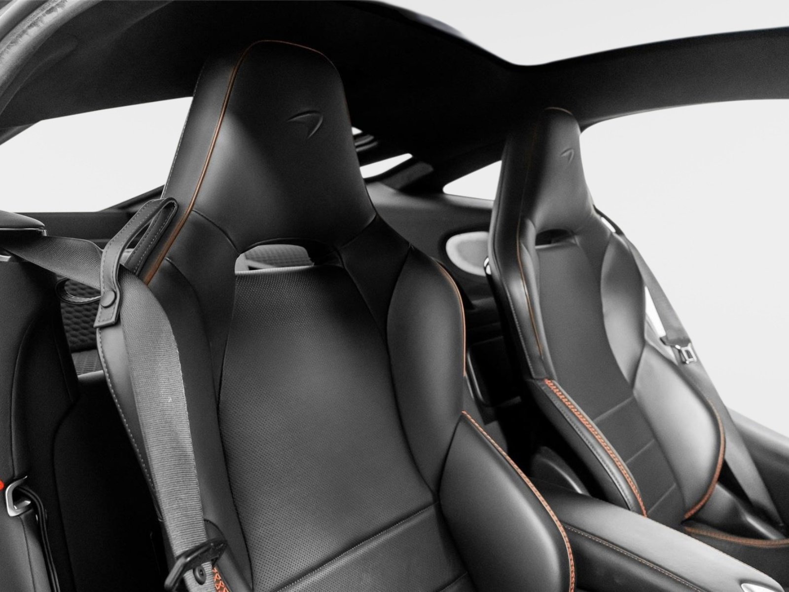 Used 2023 McLaren GT RWD image 29