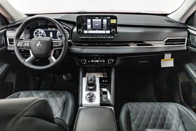 New 2025 Mitsubishi Outlander SEL image 20