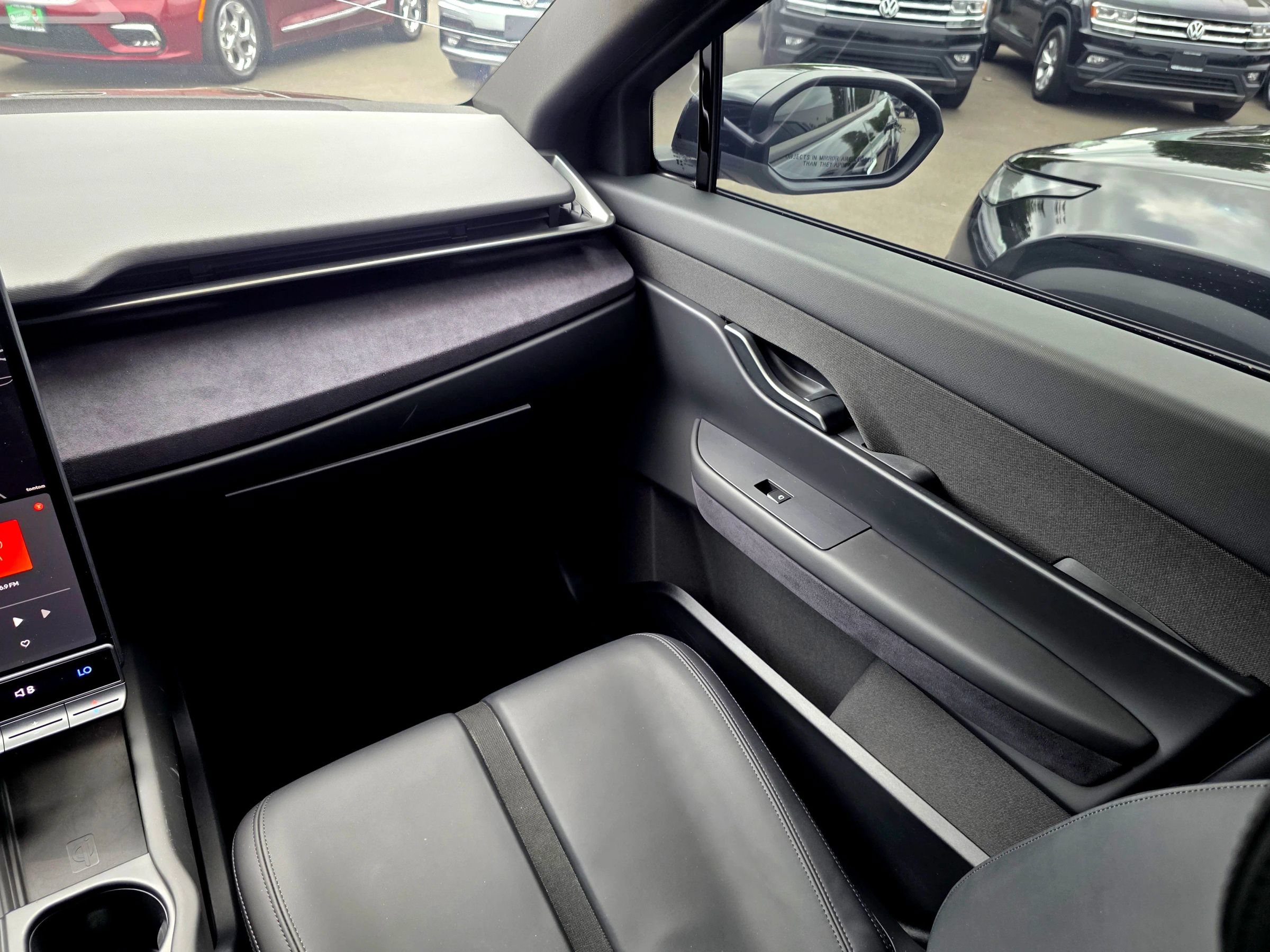 Used 2023 Fisker Ocean One AWD/4WD image 31