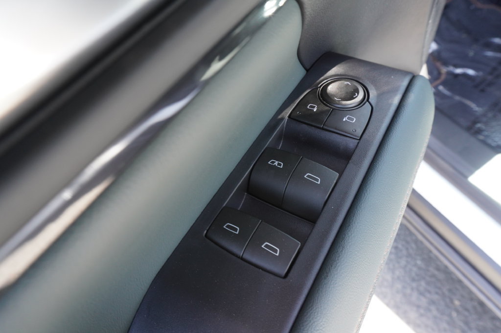 New 2026 GMC Terrain AT4 w/ Technology Package II AWD/4WD image 17