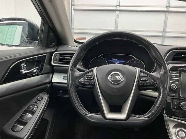 Used 2019 Nissan Maxima SL FWD image 11