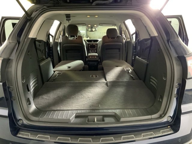Used 2017 Chevrolet Traverse LT image 36