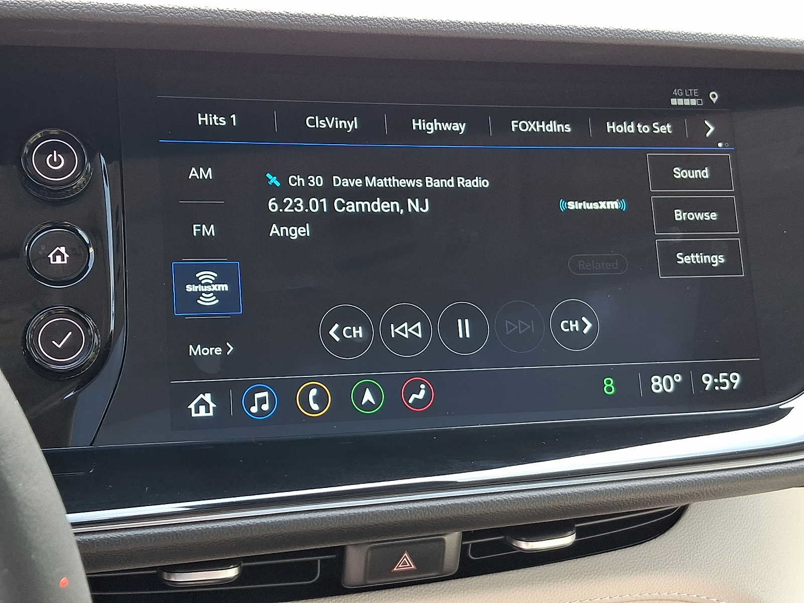Used 2023 Buick Envision Avenir AWD/4WD image 20