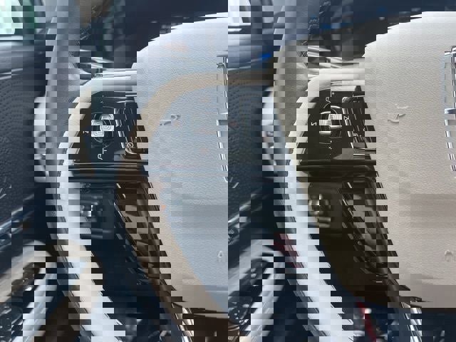 Used 2025 Lincoln Corsair Grand Touring w/ Equipment Group 301A image 30