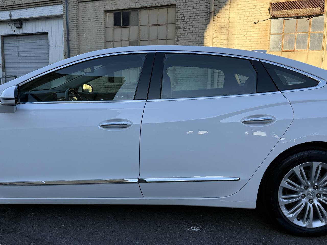 Used 2019 Buick LaCrosse Essence image 18