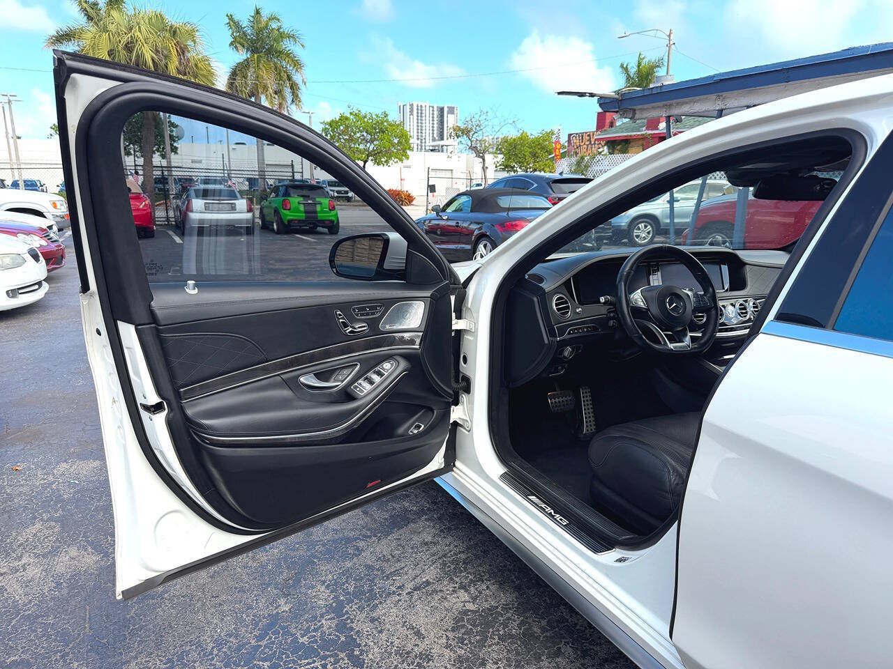 Used 2017 Mercedes-Benz S 63 AMG 4MATIC Sedan image 23