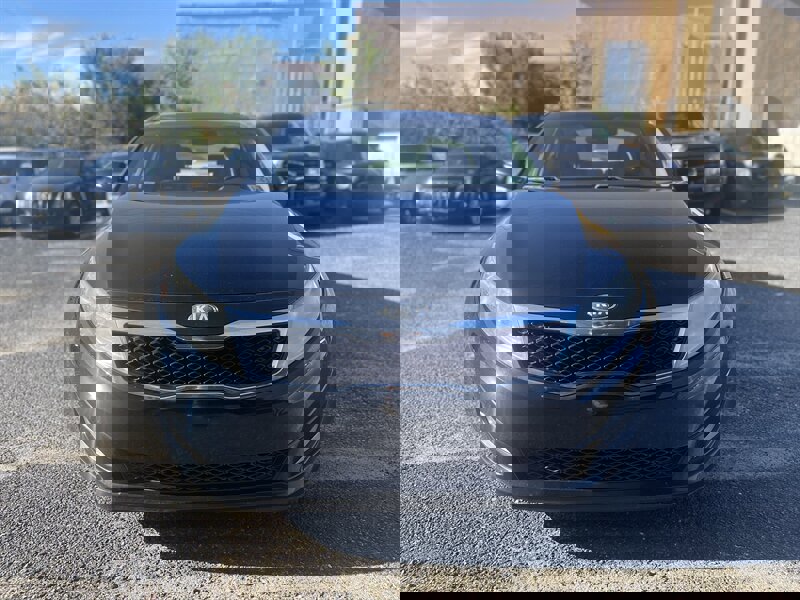 Used 2013 Kia Optima EX w/ Premium Pkg image 2