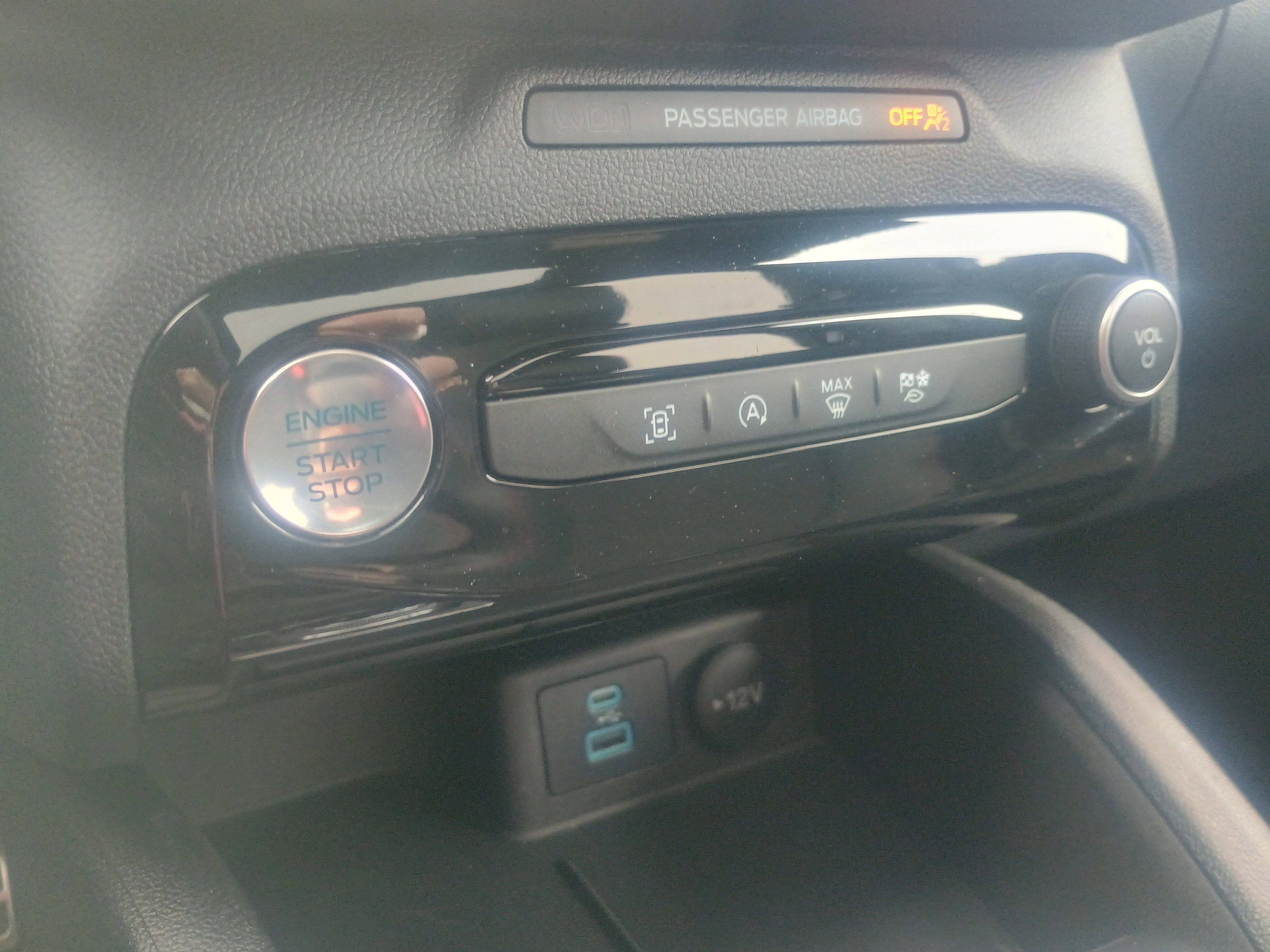 Certified 2023 Ford Escape ST-Line w/ Tech Pack #1 image 26