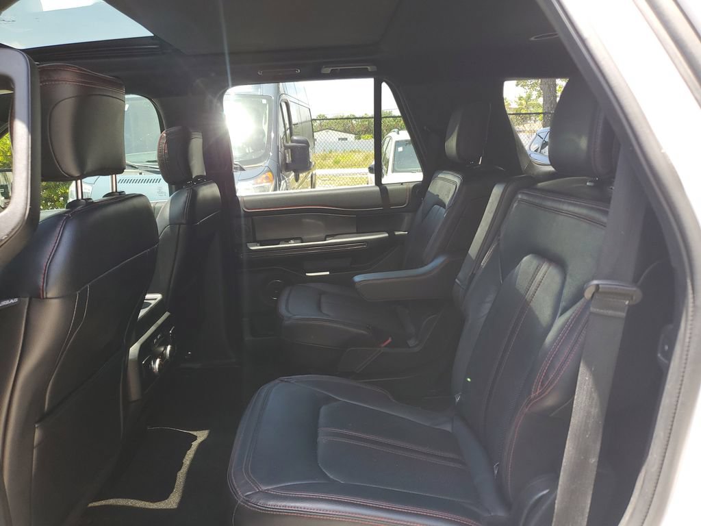 Used 2019 Ford Expedition Limited w/ Equipment Group 303A RWD image 12