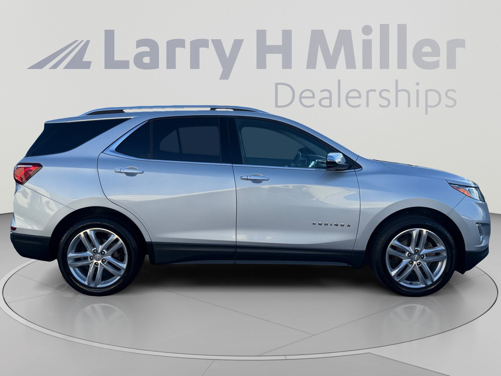 Certified 2019 Chevrolet Equinox Premier AWD/4WD image 6
