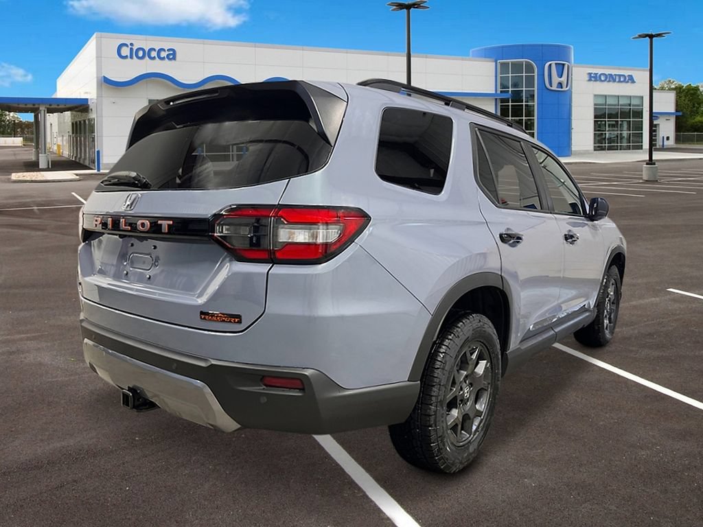 New 2026 Honda Pilot TrailSport image 7