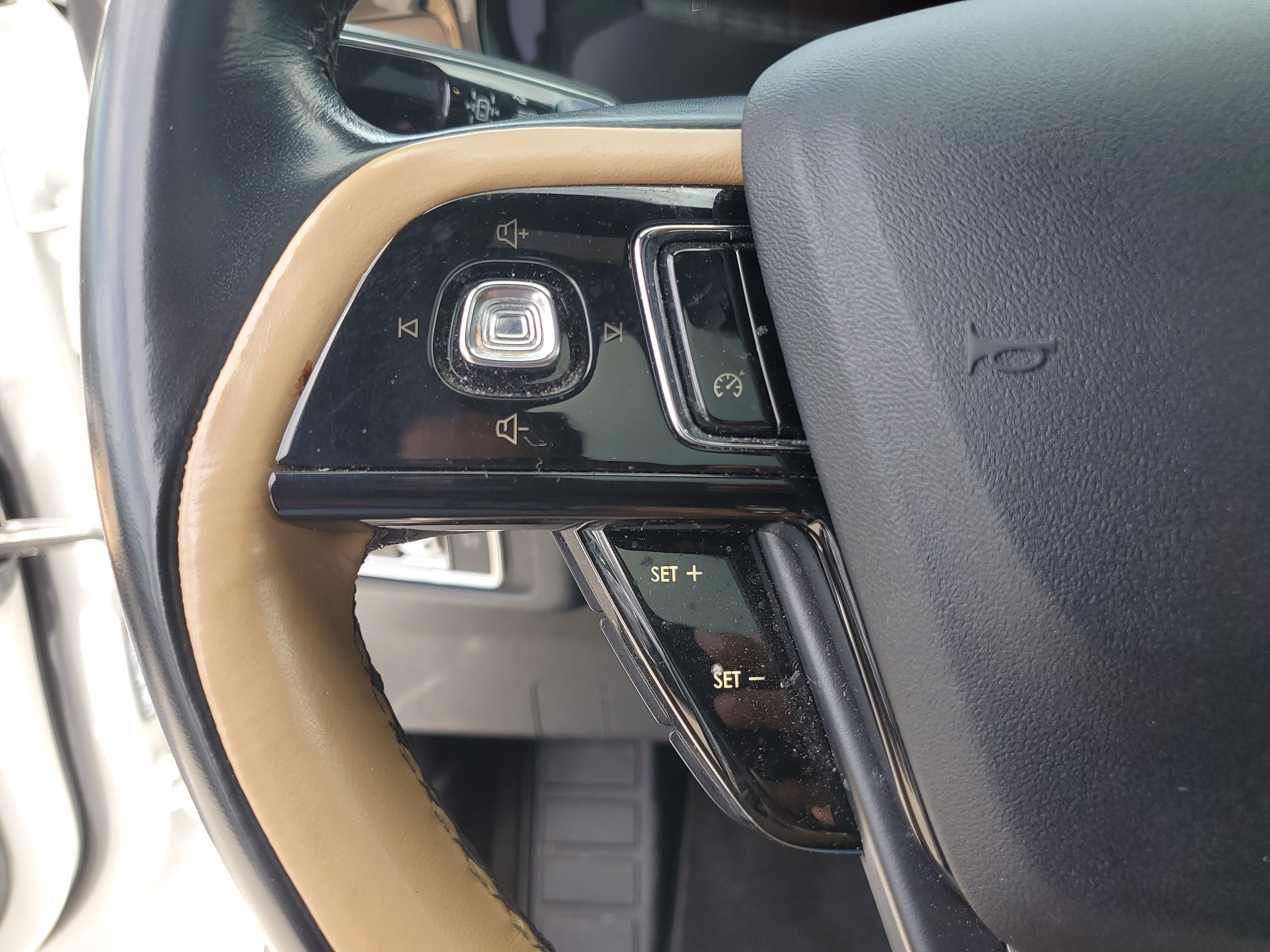 Used 2022 Lincoln Corsair Reserve FWD image 22