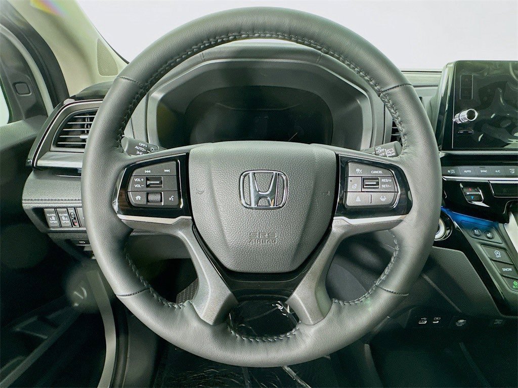 Certified 2026 Honda Odyssey Elite image 18