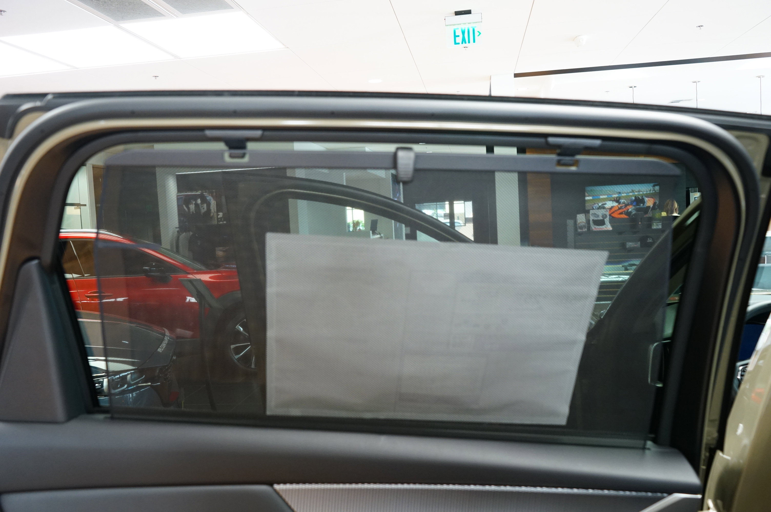 New 2025 MAZDA CX-70 Plug-In Hybrid w/ Premium Pkg image 9