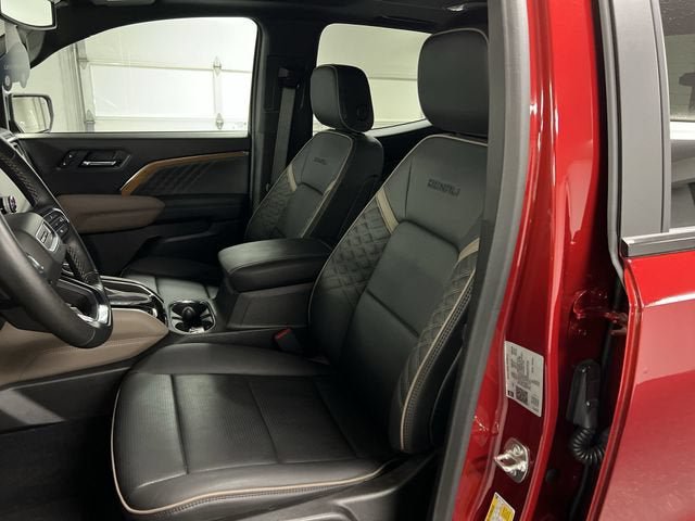 Certified 2025 GMC Canyon Denali AWD/4WD image 20