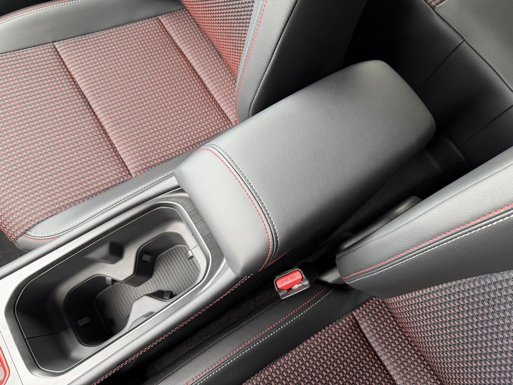 New 2026 Nissan Kicks SR w/ Cold Weather Package image 26