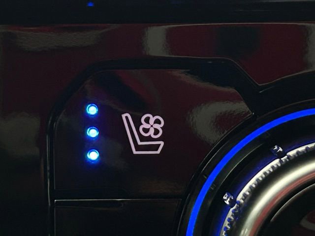 Used 2025 GMC Sierra 1500 AT4 w/ Technology Package image 8