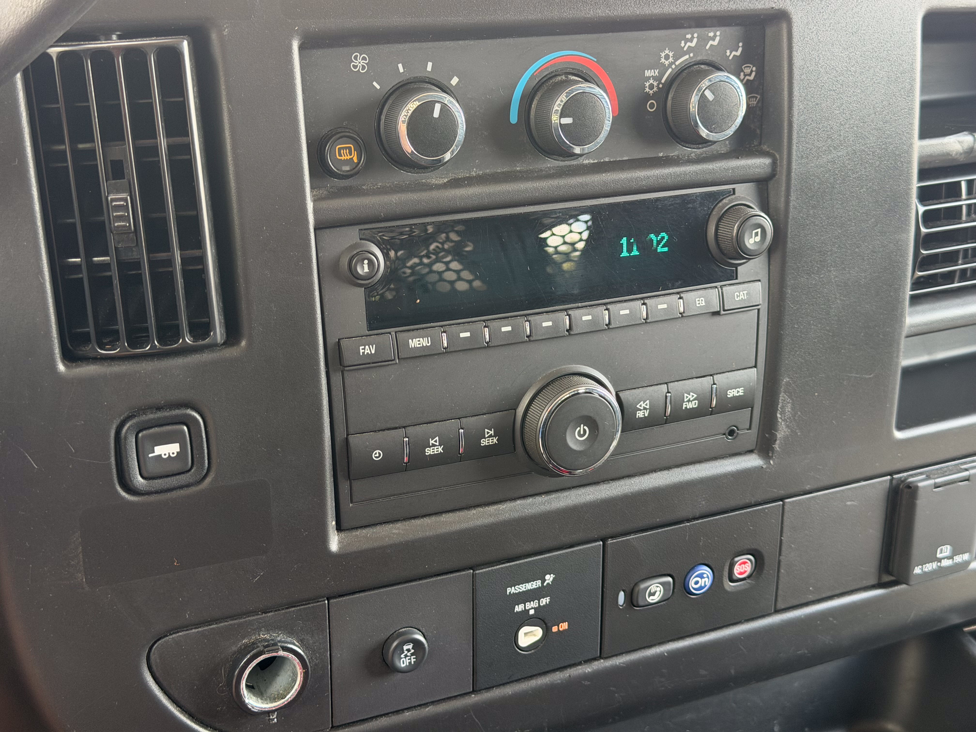 Used 2025 Chevrolet Express 2500 w/ Driver Convenience Package RWD image 15