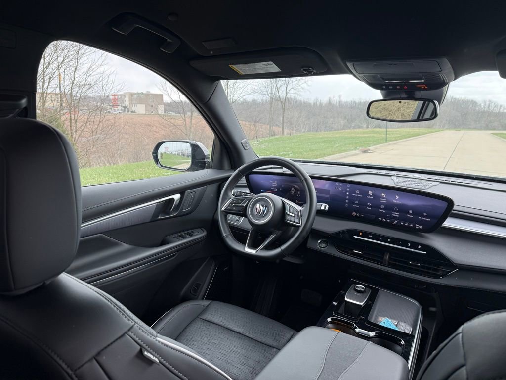 Used 2025 Buick Enclave Sport Touring image 22