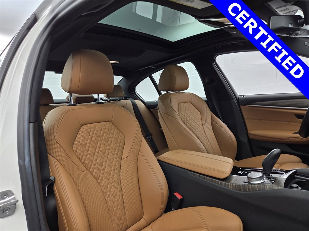 Certified 2022 BMW 540i w/ Premium Package image 15