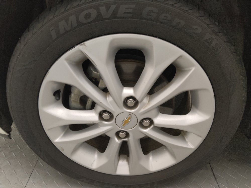 Used 2021 Chevrolet Spark LT image 31